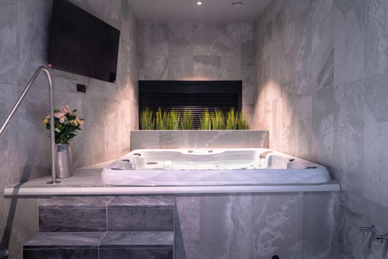 Set Spa Mouscron Exterior foto